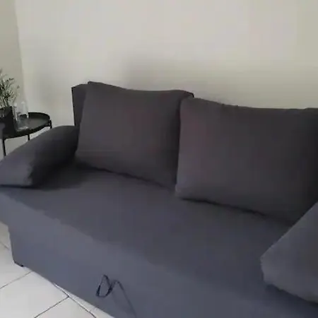 1 - Metro Europe Apartamento